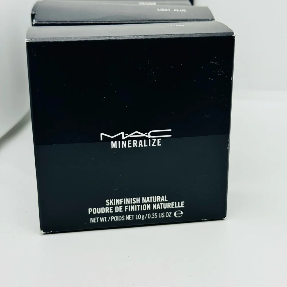 MAC Cosmetics baked powder